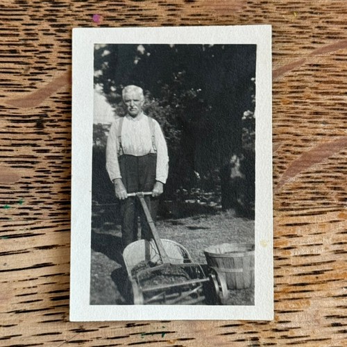 Vintage photograph older - photograph, of
