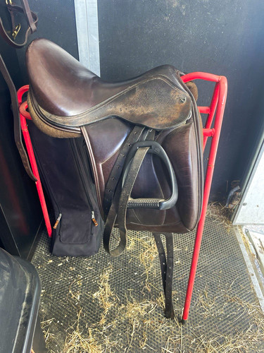 Dorman dressage saddle - dorman,