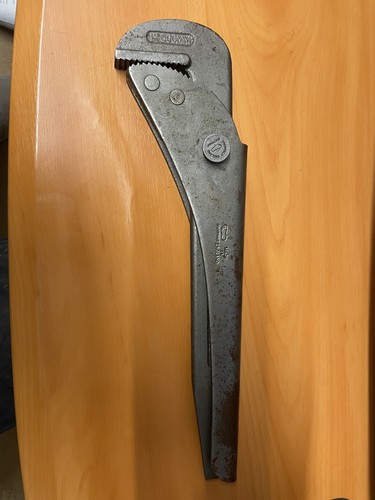 Footprint 698w pipe wrench - 698w,