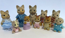 SYLVANIAN FAMILIES VINTAGE BUNDLE OF 10 FIGURES GOOD PLAYED WITH CONDITION