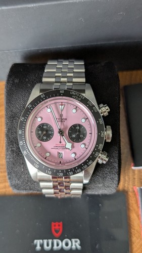 Tudor black bay chrono miami - black,