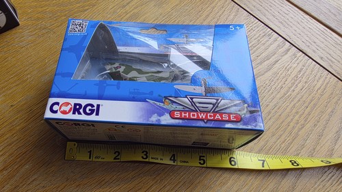 Corgi showcase avro vulcan - ~,