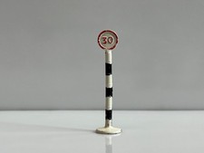 Gilco - British road traffic sign - Speed limit - 30mph / National Speed Limit