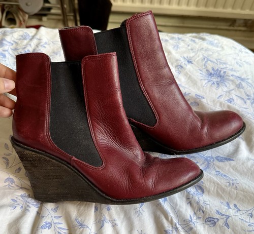 Bertie red leather - red,