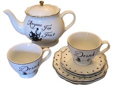 Alice In Wonderland Tea Pot