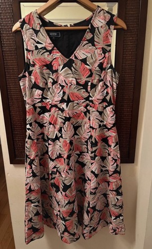 Maine ladies dress - maine,
