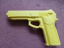 Training gun rubber yellow heavy duty self defence tactical martial arts Krav ma