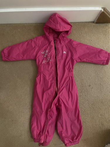 Trespass lined puddle - trespass,