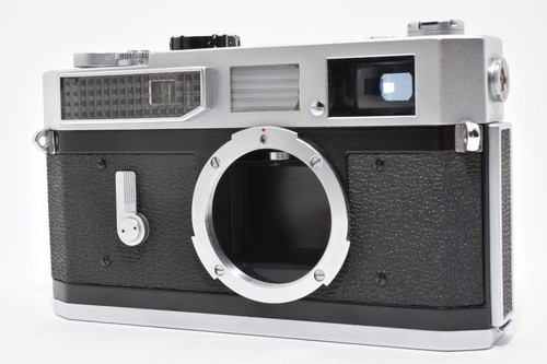 Near mint canon model 7 - canon,