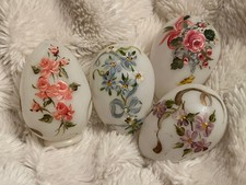 Lovely Lot Of 4 Hand Blown