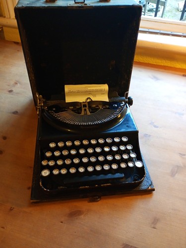 Antique remington typewriter - remington,