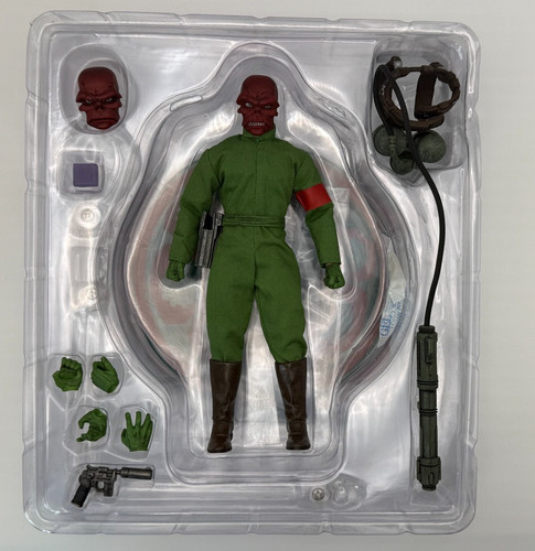 Mezco one red - red, skull