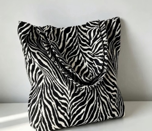 Zebra print tote bag black - |, &
