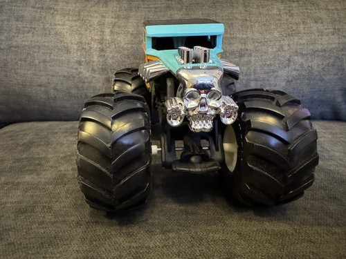 Hot wheels monster trucks - monster,