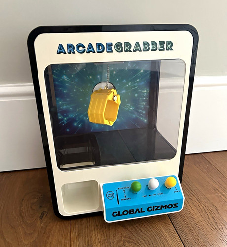 Global gizmos arcade - gizmos, grabber