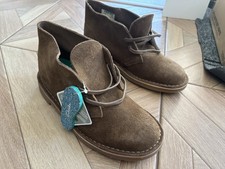 Clark’s Desert Boots Sand