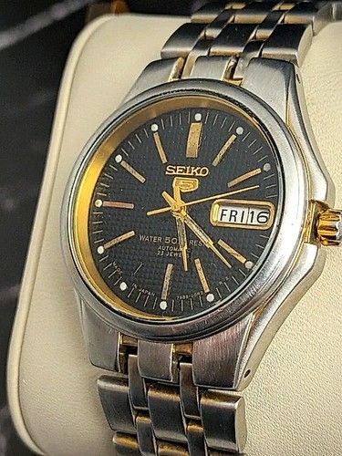 Seiko automatic day date - seiko,