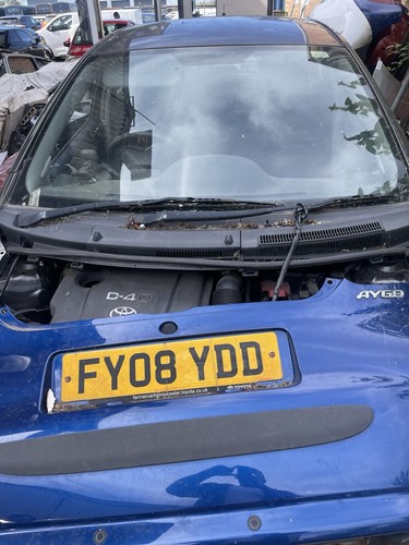 Toyota aygo mk1 2008 - 2008, semi