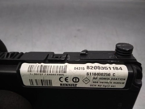 8200351184 fuse relay box