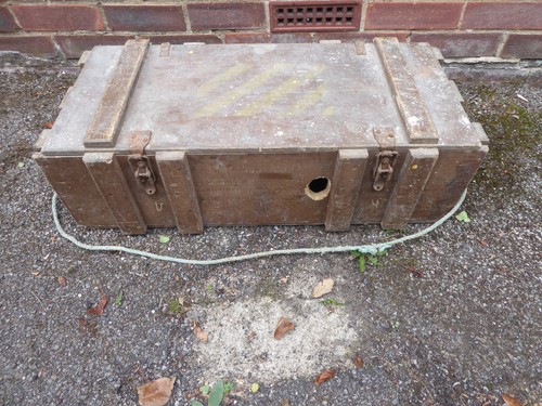 Ammunition box wooden - ammunition, box.