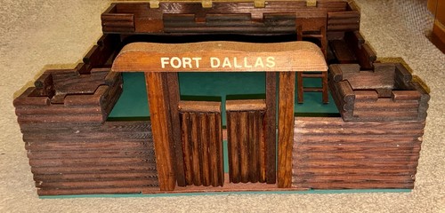 Vintage 1960s fort - 1960s, hand