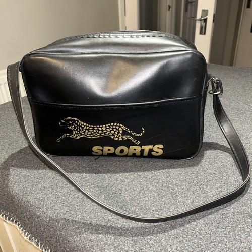 Retro sports bag black