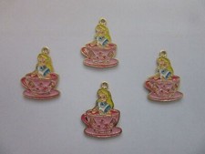 ALICE IN WONDERLAND CHARMS