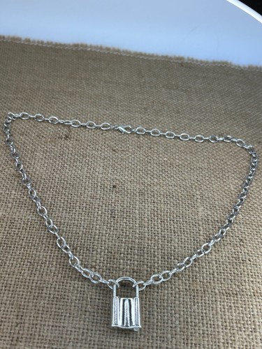 Chunky silver tone - , chain