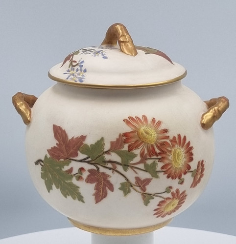 Royal worcester antique 1889 - royal,