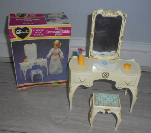Vintage sindy doll dressing - sindy,