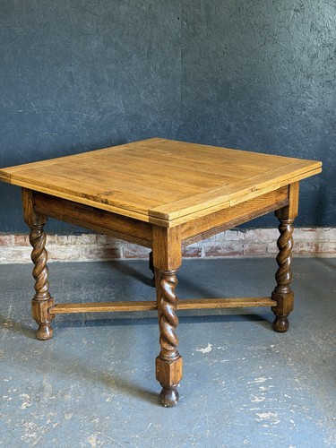 Vintage oak dining table - oak,