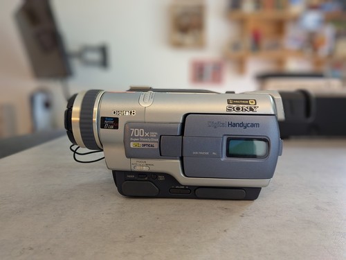 Sony dcr trv230e - dcr-trv230e, camcorder