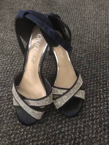 Quiz blue diamante shoes size - blue,