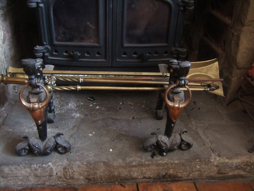 Very attractive antique brass - attractive,