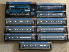 Hornby OO Gauge Complete 2+9 ‘Midland Pullman’ HST Set (R30421 + Mk3 Coaches)