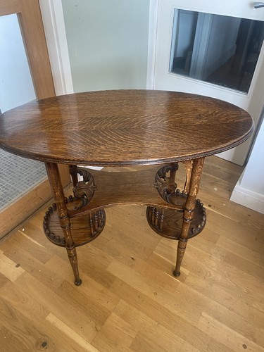 Aesthetic table - table,