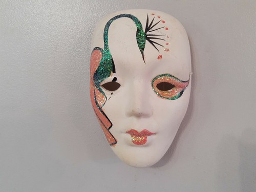 Wall hanging face - hanging,