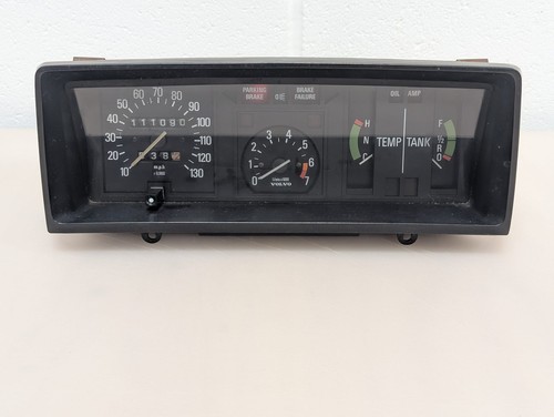 Volvo 240 instrument cluster - volvo,