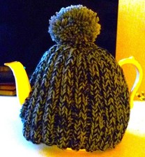 Hand knitted tea cosy  Medium
