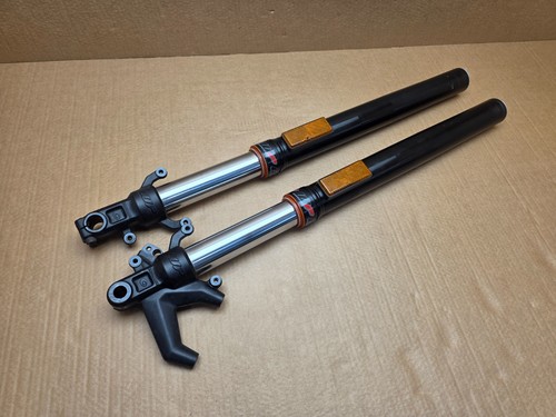 Ktm duke 125 front forks - ktm, fork