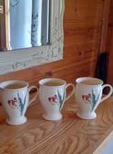 RHS 3 China Mugs Applebee Collection Tulip design.