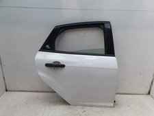 2015 FORD FOCUS STUDIO HATCHBACK 5 Doors RH Drivers Rear Door