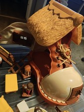 Matchbox 1983 Vintage School