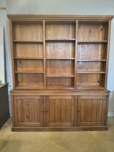 Victorian pine dresser - ,
