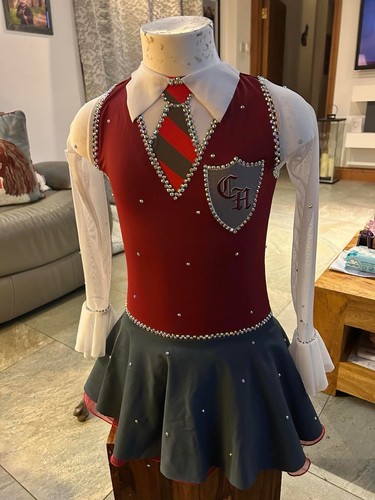 Figure skating competition - figure,
