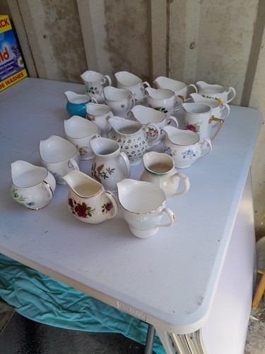 Job lot vintage milk jugs - job,