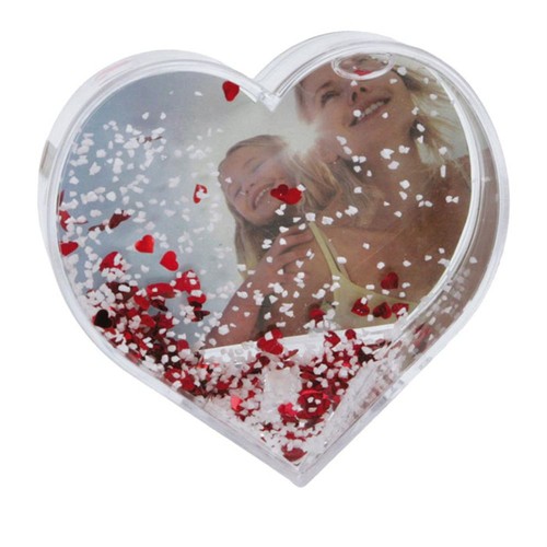Dorr heart shaped - heart, snow