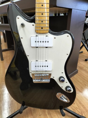 Squier modified jazzmaster - modified,