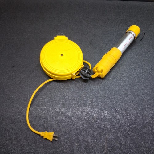 Bayco model 651 - 651, yellow