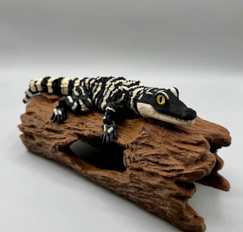 Articulated baby alligator - articulated,